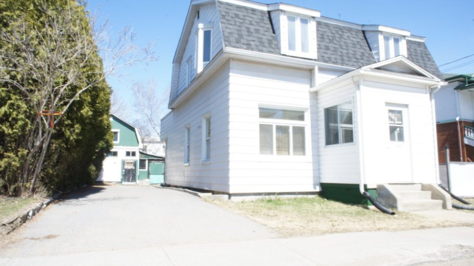 217 rue Notre Dame Est