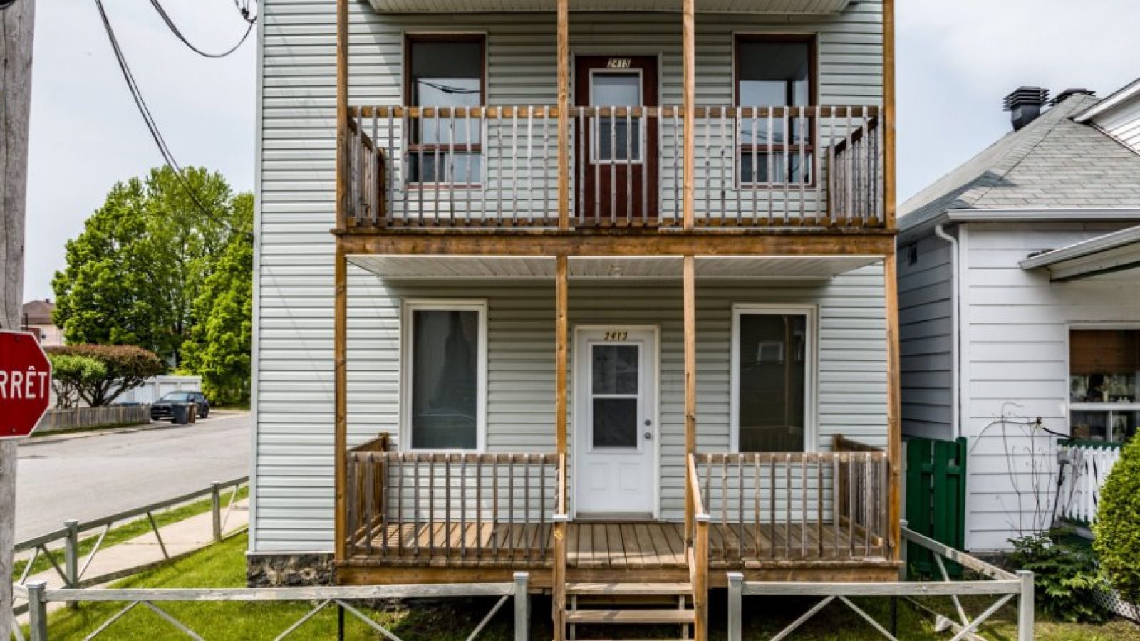 2413-2415 Av. Laurier