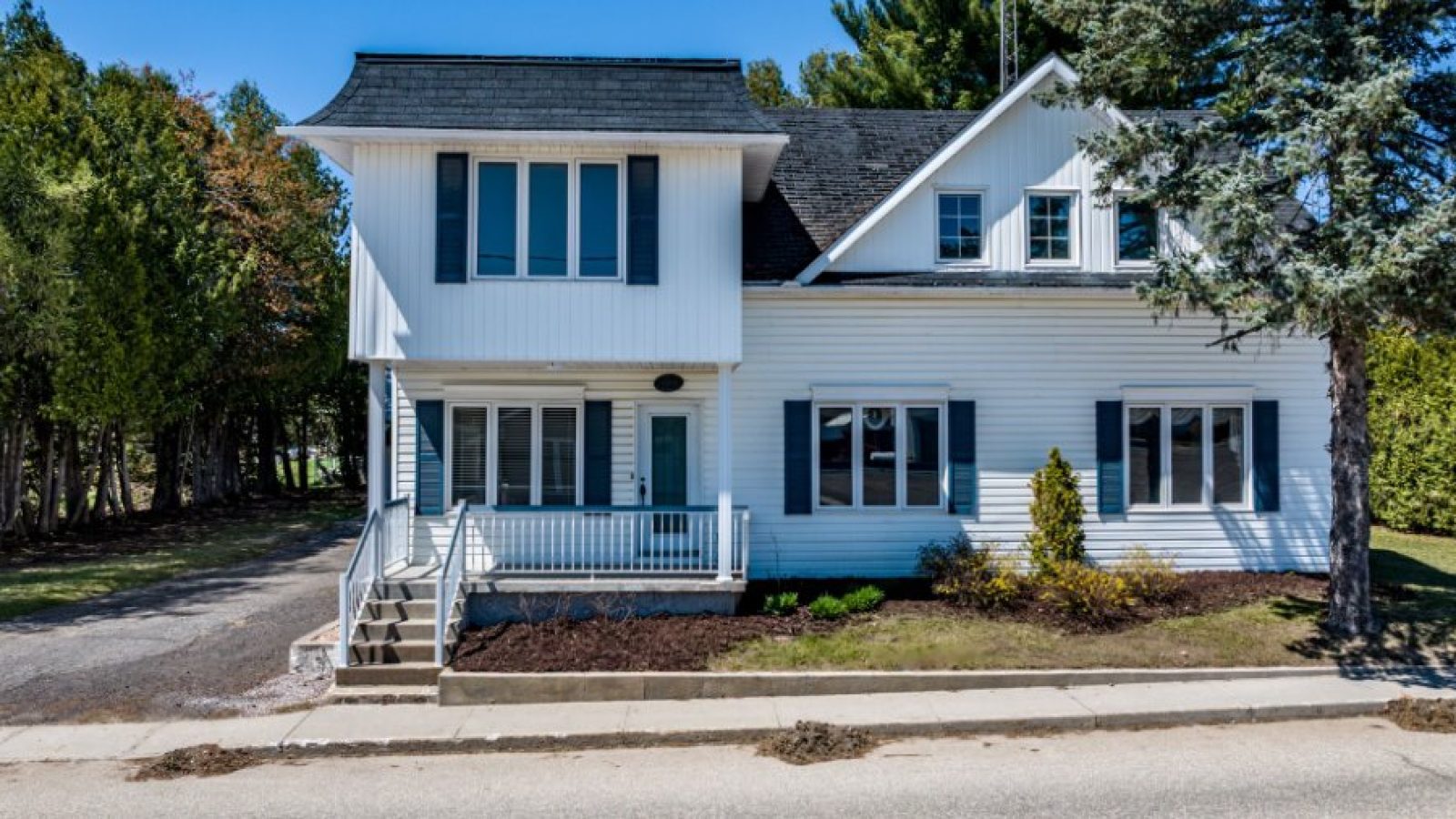 3750 Rue Notre-Dame