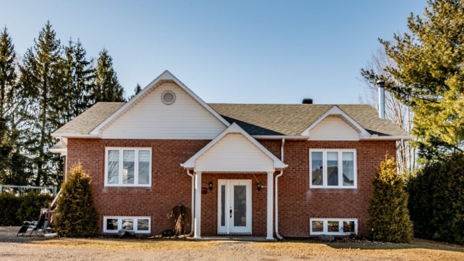 440 Rue St-Pierre, Sainte-Ursule, J0K 3M0